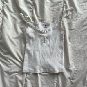 brandy melville lace tank top button up
